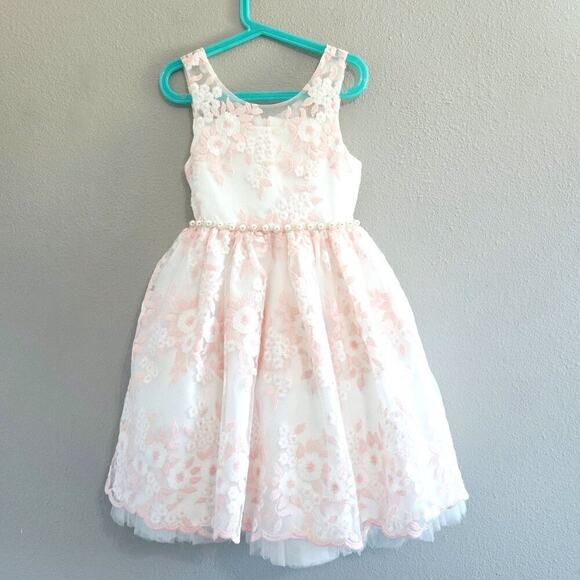 American Princess White Dress Girl Sz 7 Embroidered Florals, Pearls, Flower Girl - Picture 1 of 12